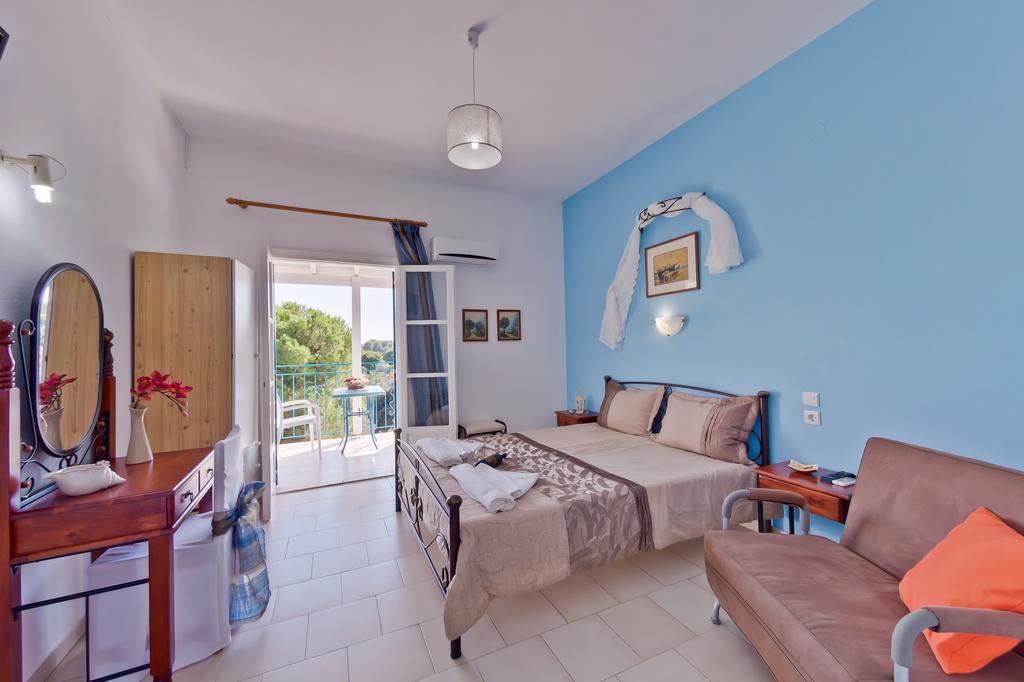 Aelia Studios Koukounaries Habitación foto